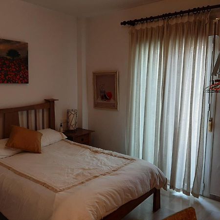 Apartment In Perfect Position Historic Centre Малага Екстериор снимка