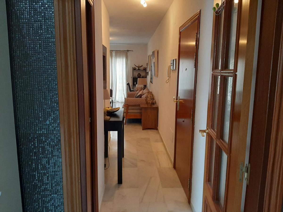 Apartment In Perfect Position Historic Centre Малага Екстериор снимка