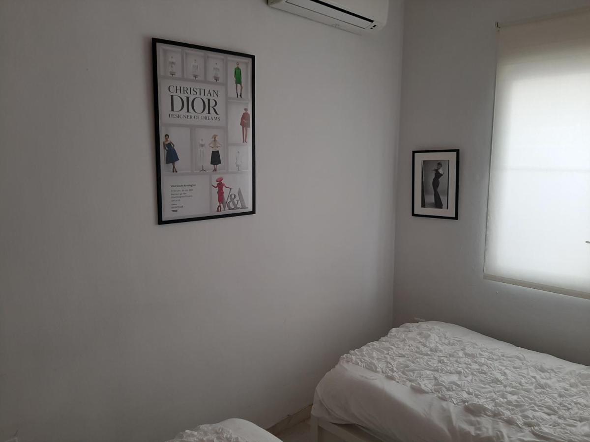 Apartment In Perfect Position Historic Centre Малага Екстериор снимка