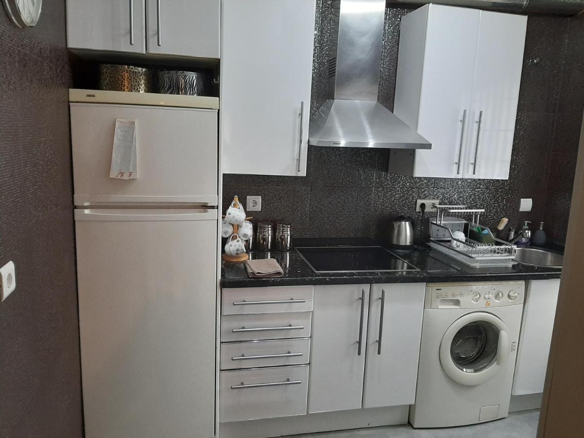 Apartment In Perfect Position Historic Centre Малага Екстериор снимка